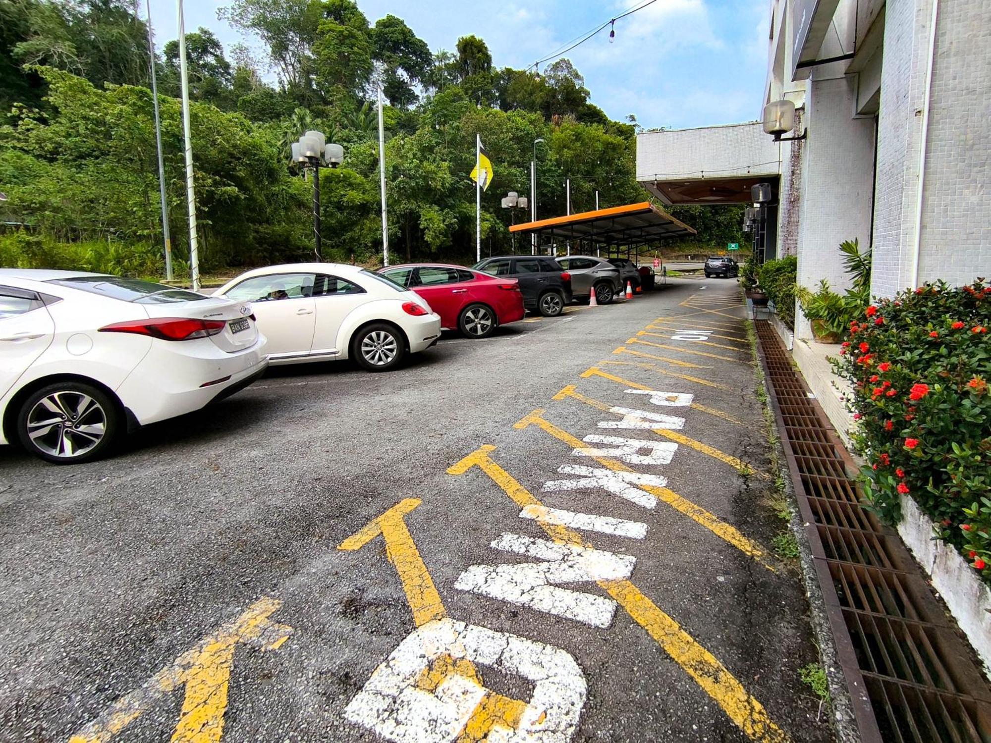 Jubilee Hotel Bandar Seri Begawan Exterior foto