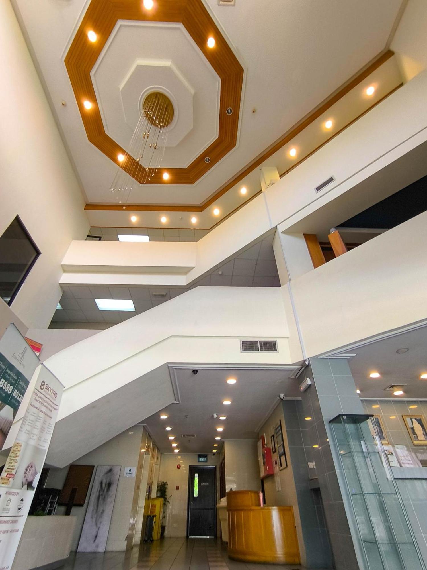 Jubilee Hotel Bandar Seri Begawan Exterior foto