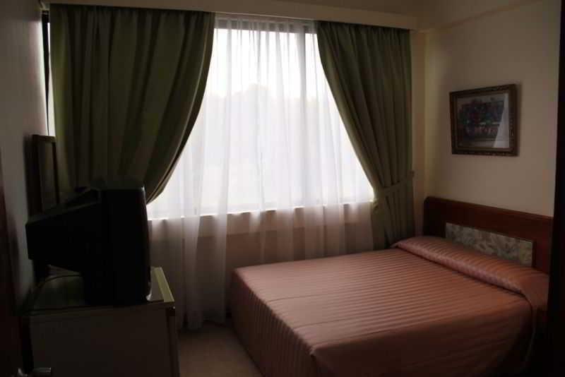 Jubilee Hotel Bandar Seri Begawan Exterior foto